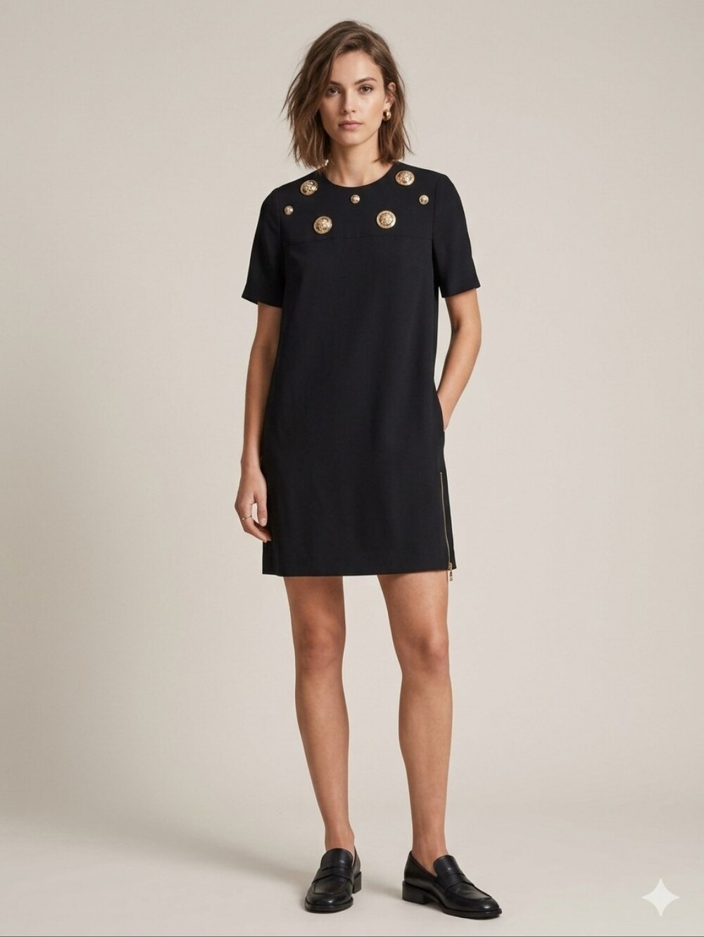 VERSACE Gorgeous Black Short Sleeve Dress